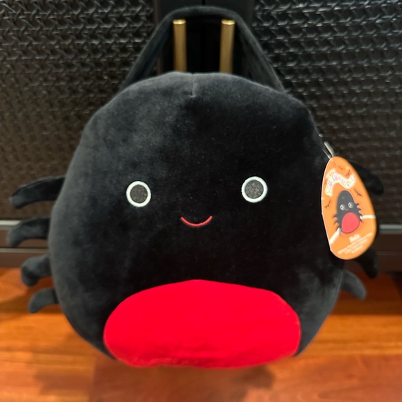 NWT set of two Squishmallows totes. Emily the bat and Bella the spider. - Picture 4 of 6